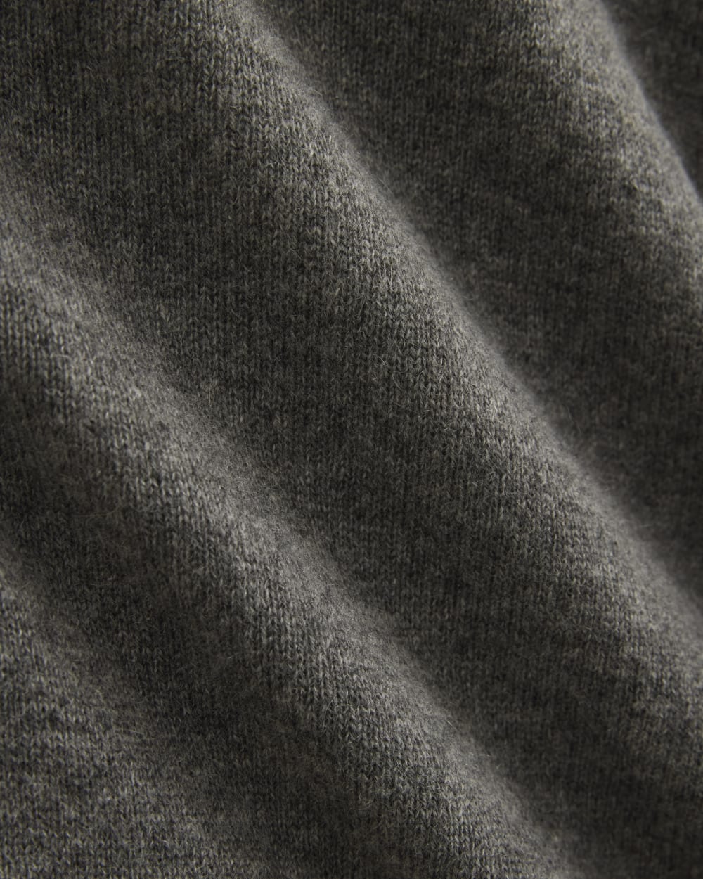 Cashmere Cropped High-V Sweater | Heather Charcoal - Image 6