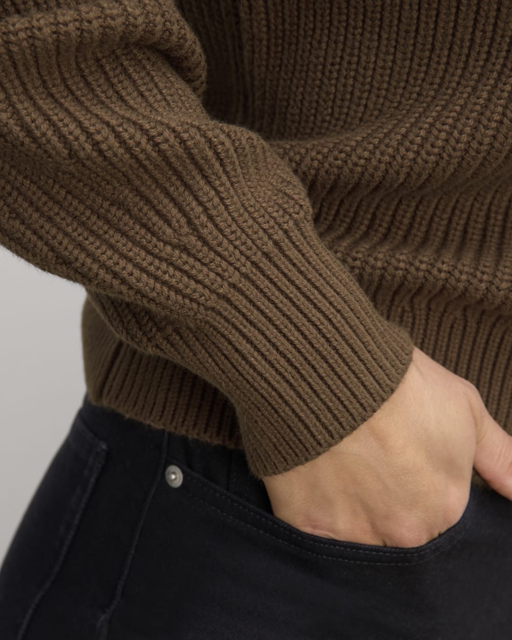 The Boxy Cardigan in Everyday Cotton | Cocoa - Image 5