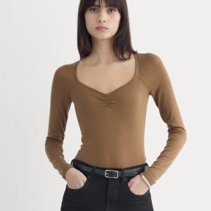 Sweatheart-Neck Top in Butterluxe | Toffee