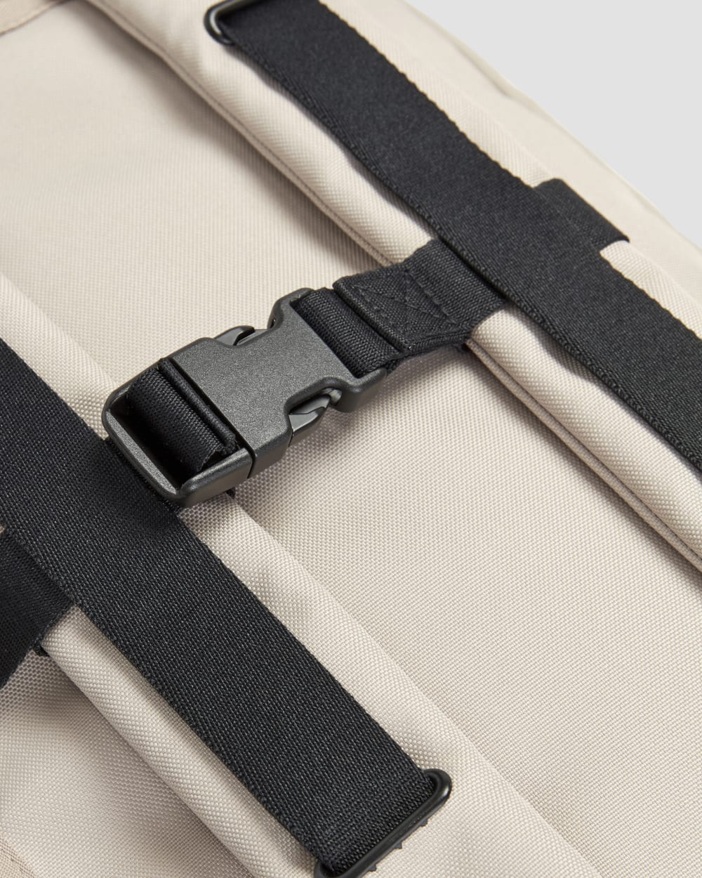 The ReNew Transit 4-Way Duffle | Warm Quartz - Image 9