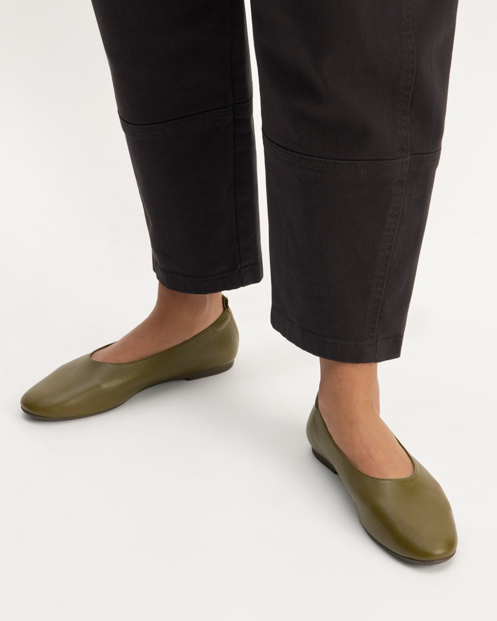 The Day Glove | Birch Green - Image 2