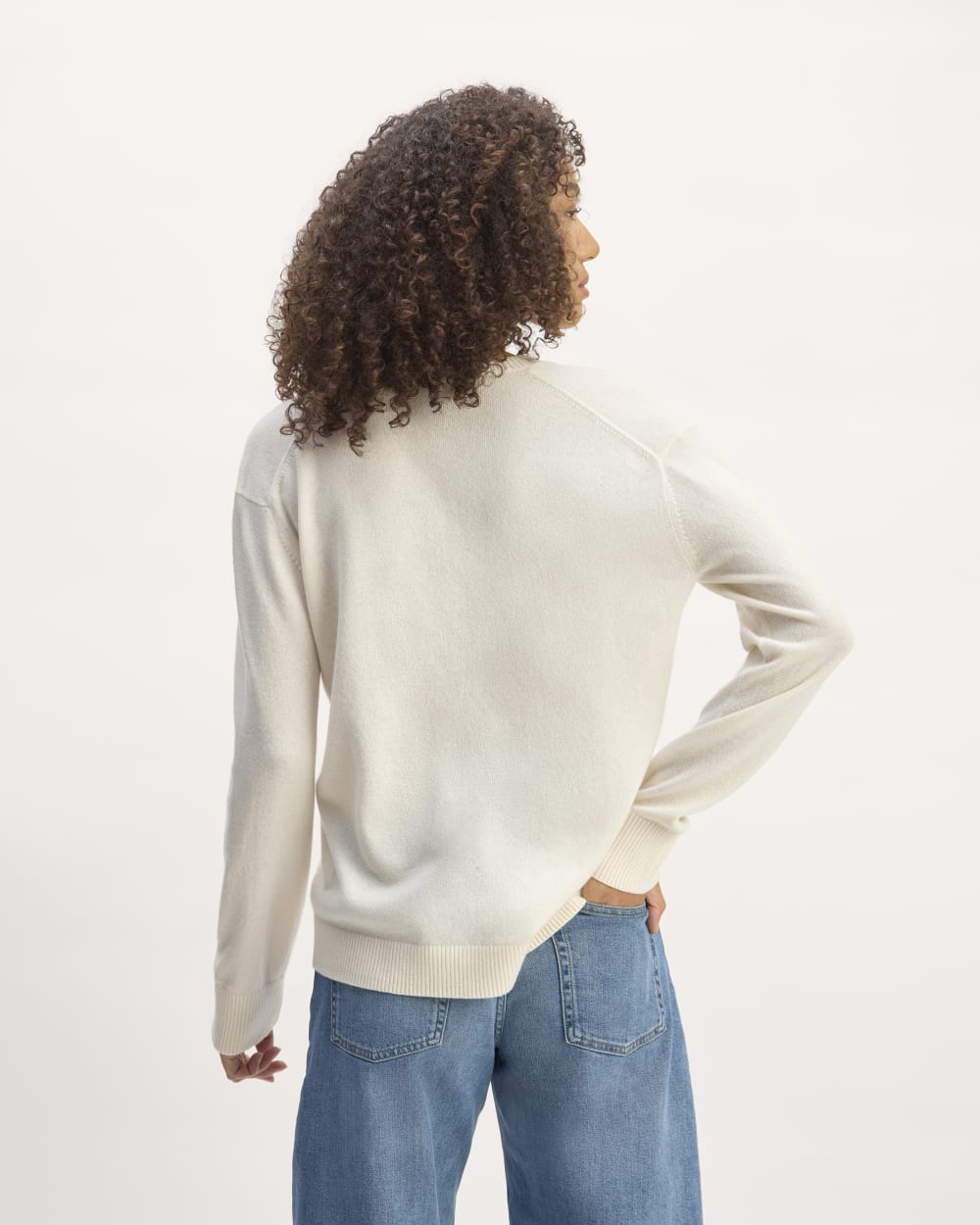 The Classic V in Cashmere | Bone - Image 6