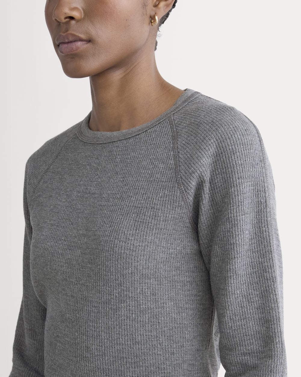 Slim-Fit Crew in Cozy Waffle | Heathered Charcoal - Image 4