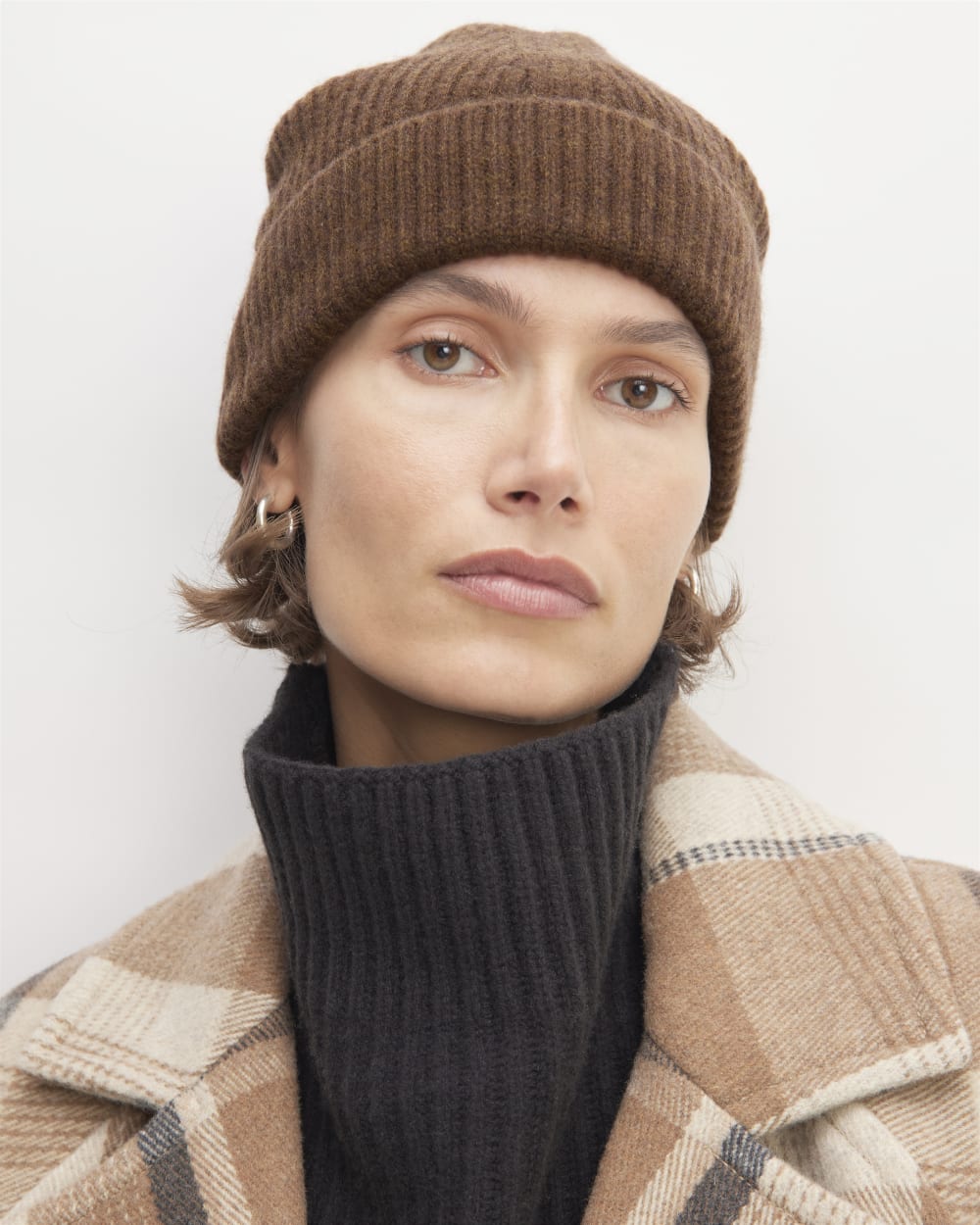 The Cashmere Fine Rib Beanie | Heather Cocoa - Image 3