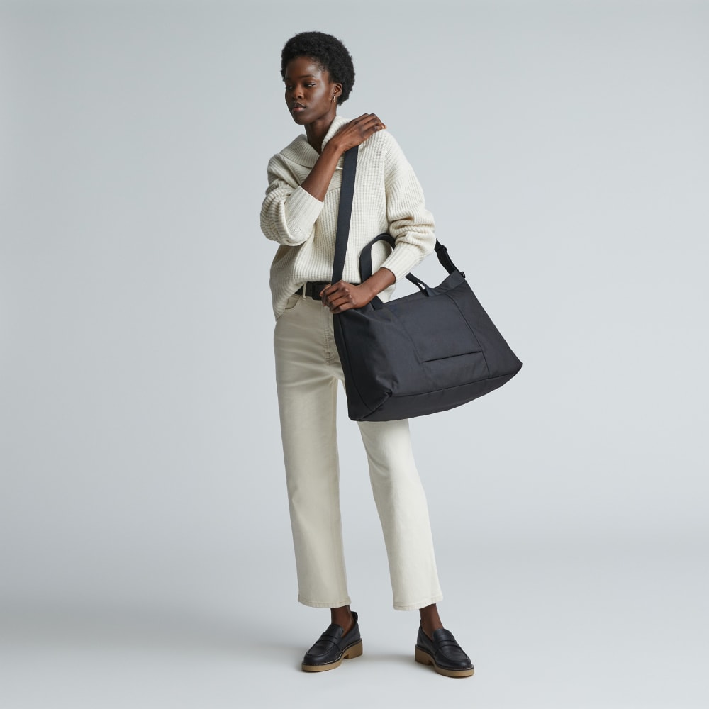 The ReNew Transit Weekender | Black - Image 2