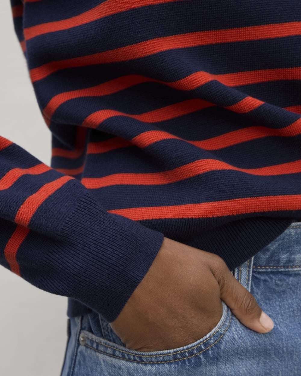 The Mariner Crew Sweater | Navy / Poppy Red - Image 5
