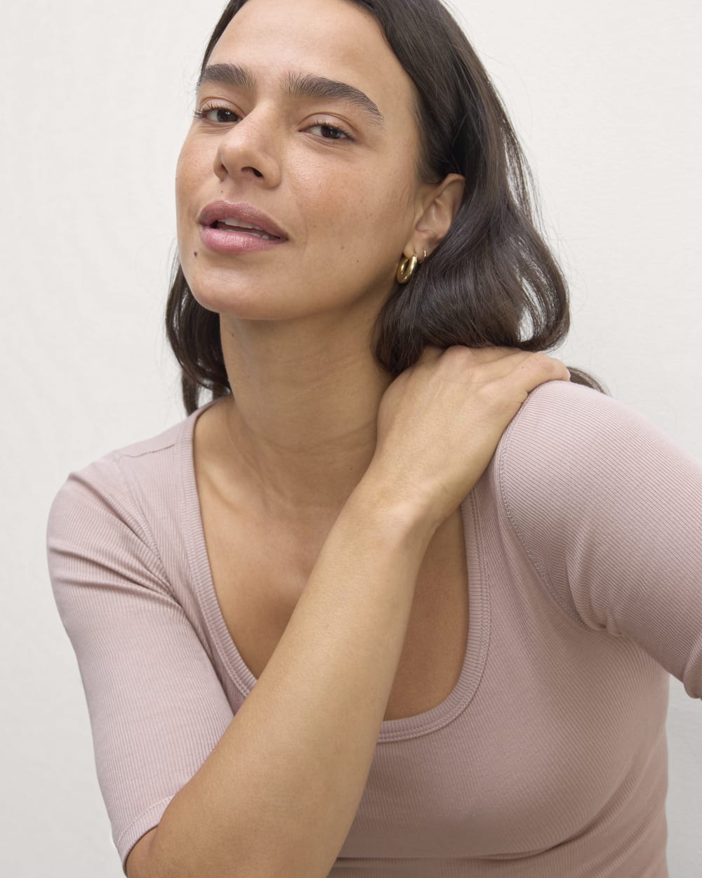The Luxe Rib Scoop-Neck Tee | Dusty Rose - Image 3
