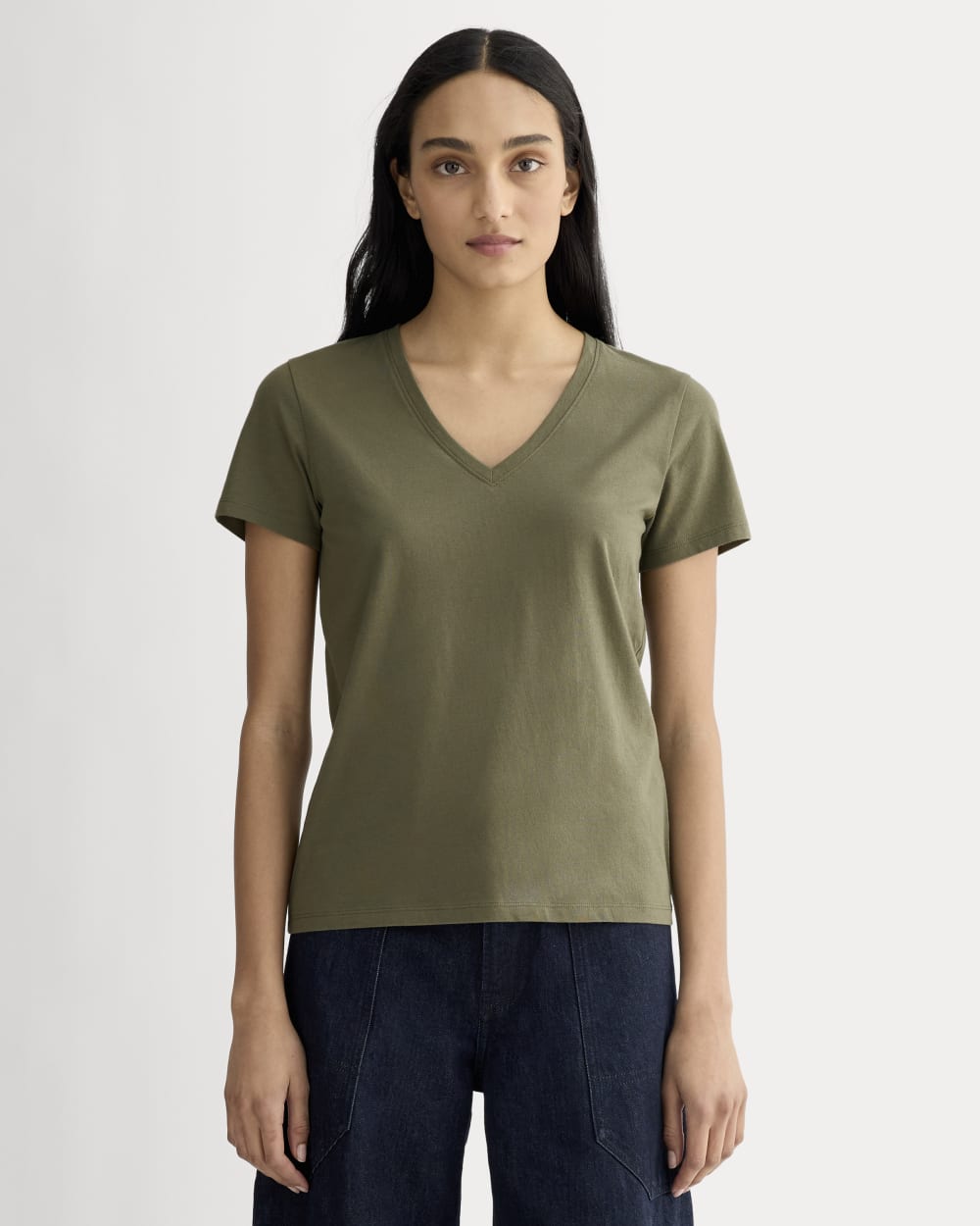 The Slim V-Neck Tee in Essential Cotton | Kalamata