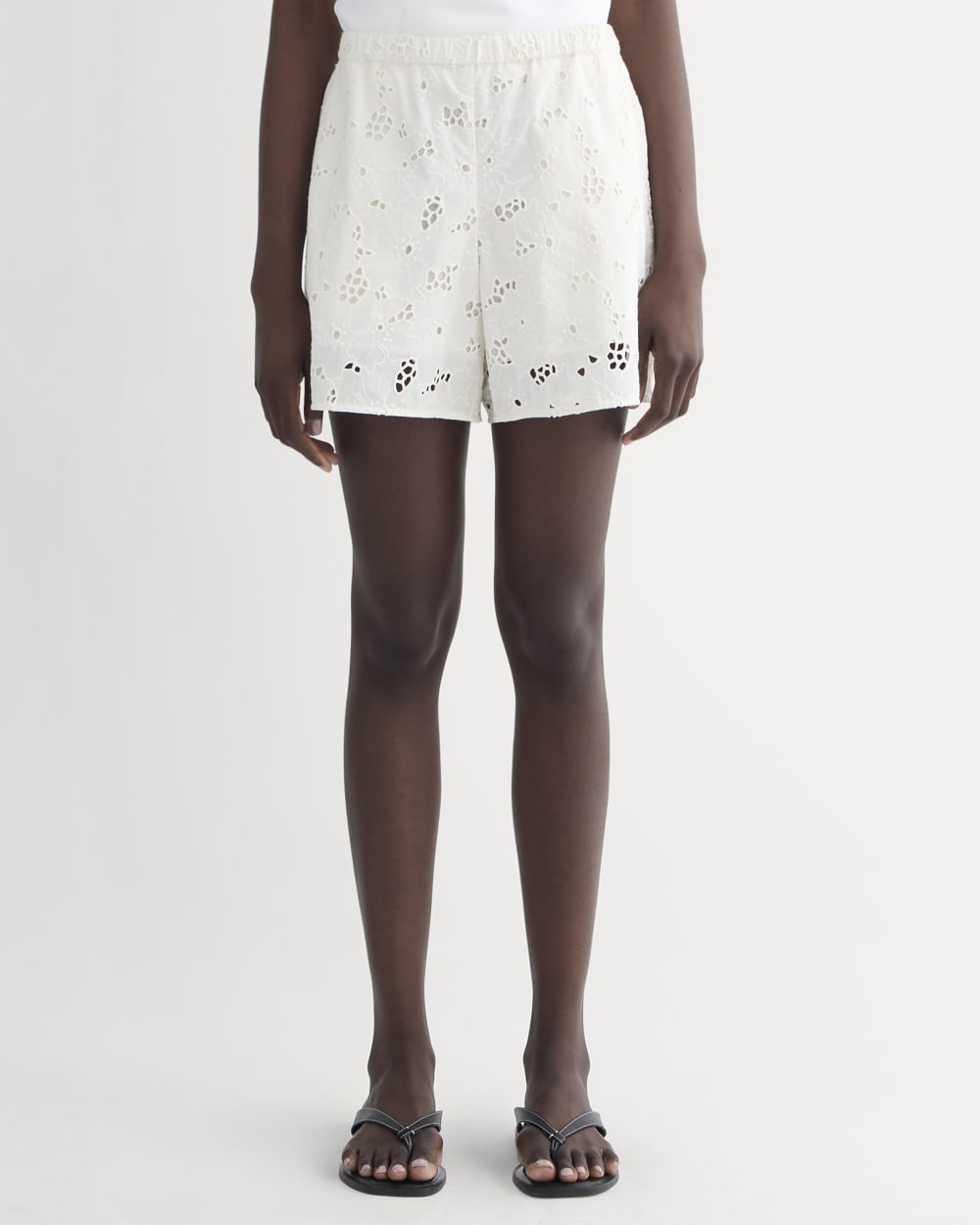 The Eyelet Pull-On Short | Bone - Image 3