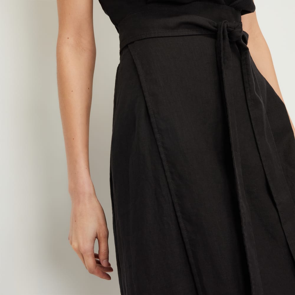 The Linen Wrap Skirt | Black - Image 4
