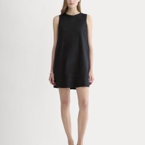 The Shift Dress in Stretch Linen | Black