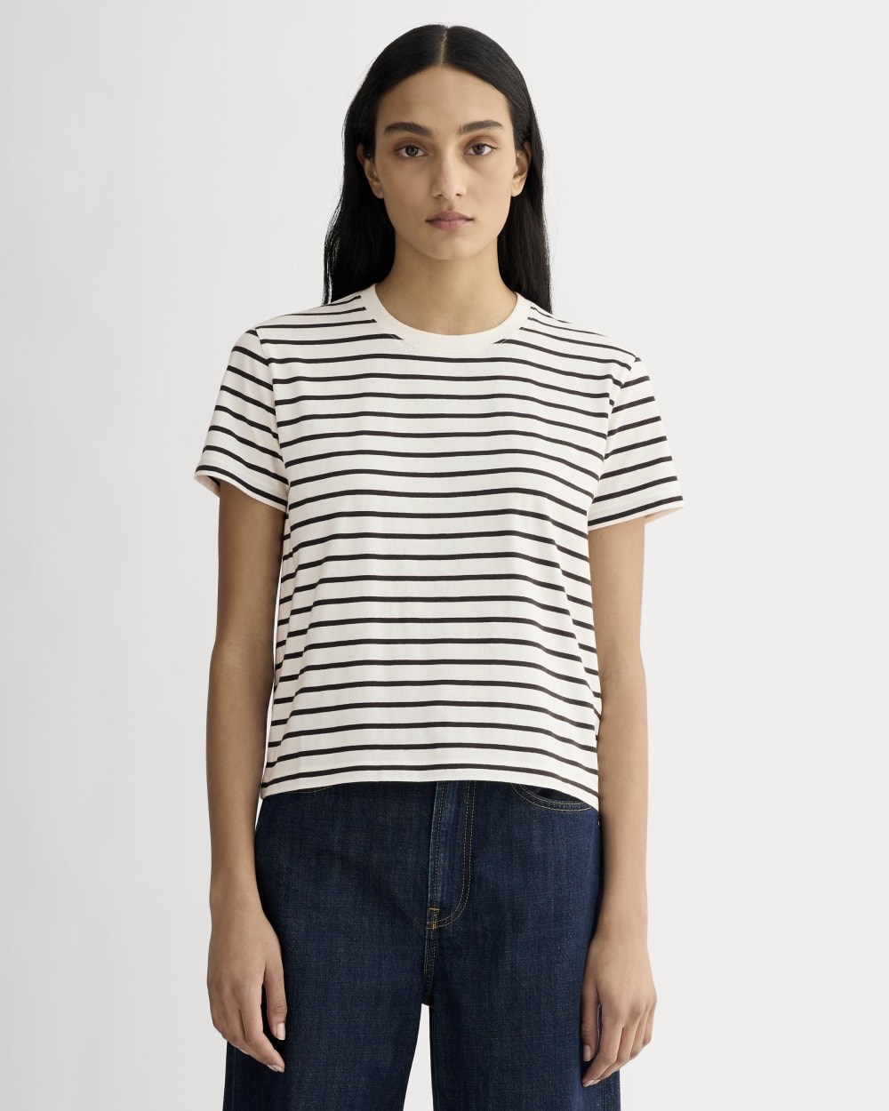 The Box-Cut Tee in Essential Cotton | Bone / Black | No Pocket
