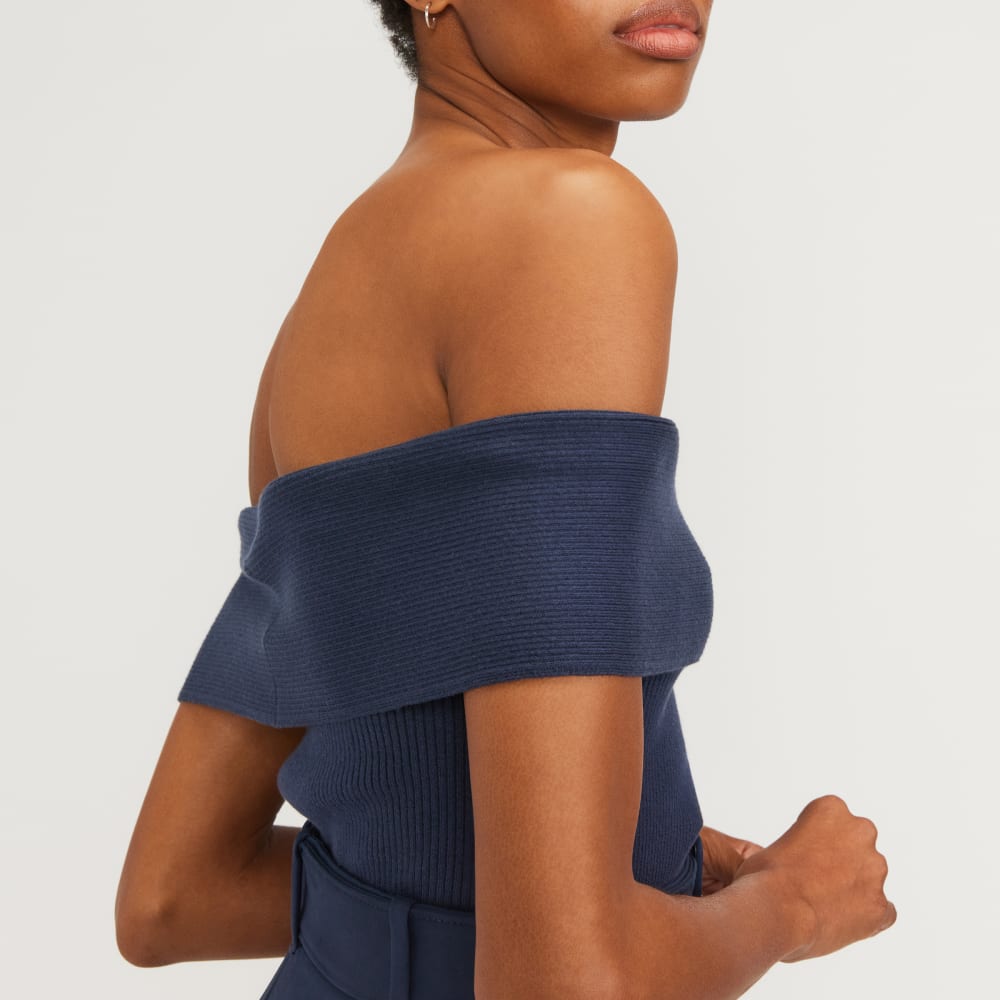 The Ribbed Cotton Off-The-Shoulder Top | Navy - Image 5