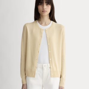 The Classic Cardigan in Cashmere | Creme
