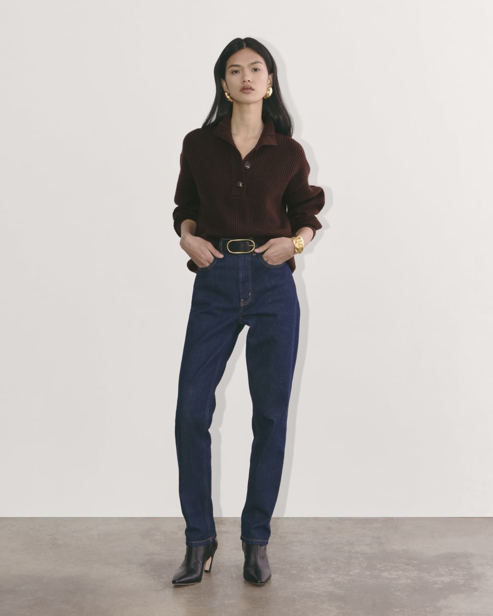 The Cocoon Henley in Wool Cashmere | Americano - Image 3