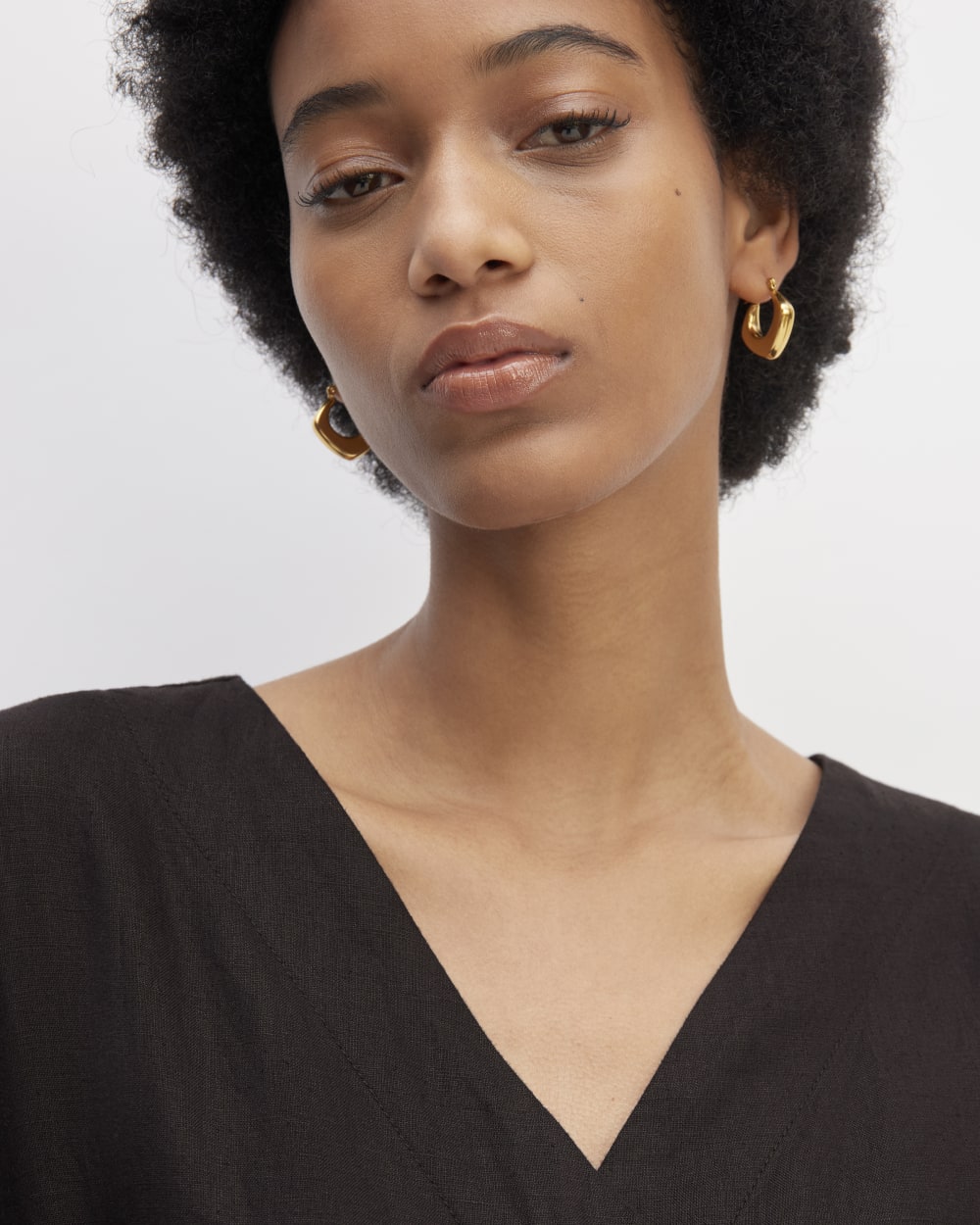 The Wrap Jumpsuit in Linen | Black - Image 3