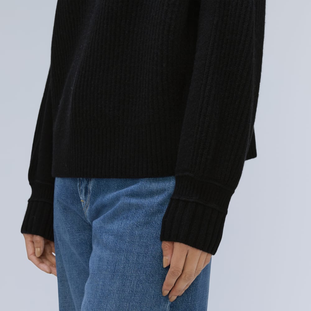 The Cashmere Ribbed Turtleneck | Black - Image 6