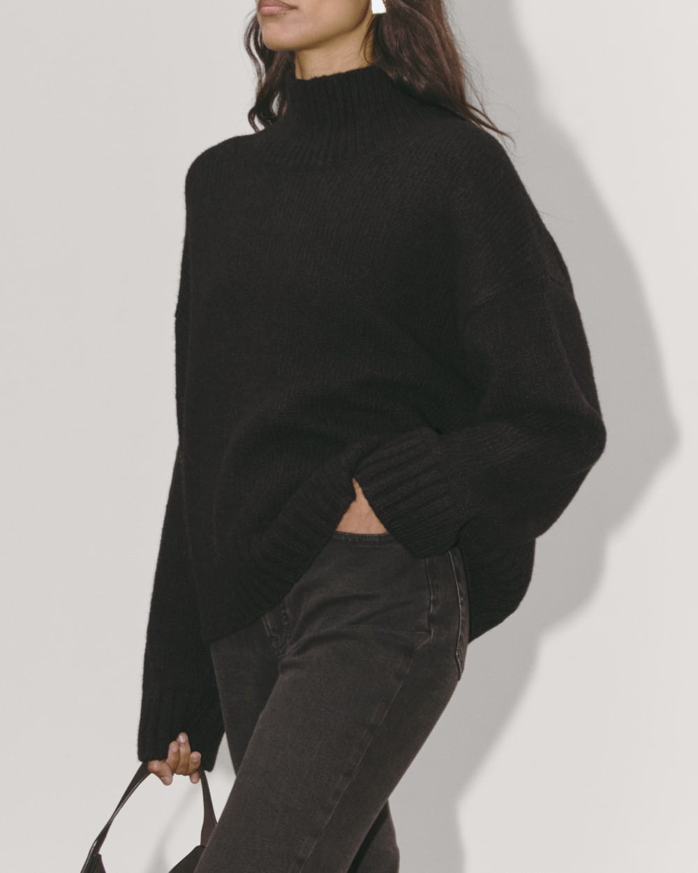 The Cloud Oversized Turtleneck | Black - Image 3