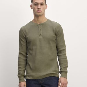 The Waffle Long-Sleeve Henley | Kalamata
