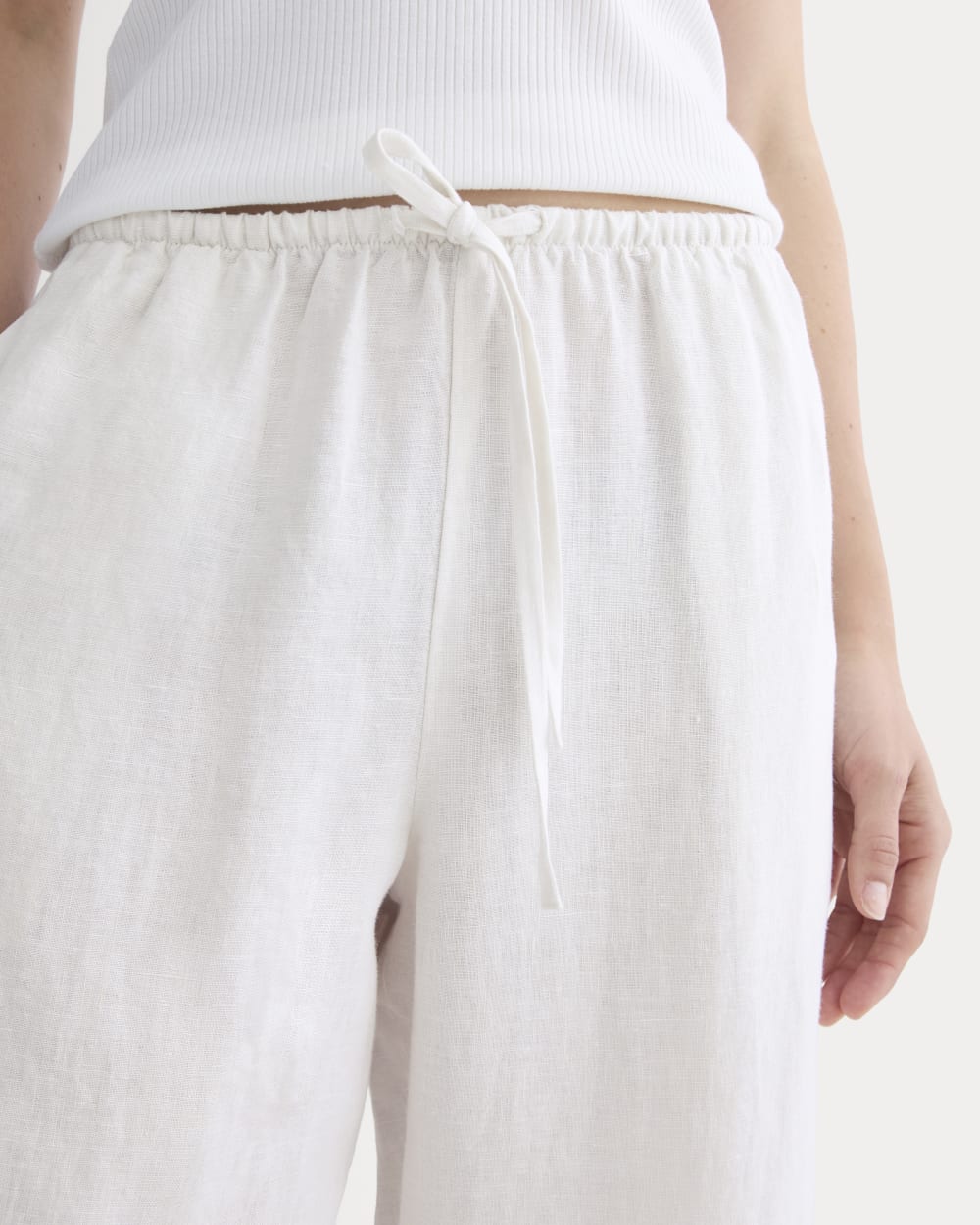 The Drawstring Pant in Linen | Natural Chambray - Image 4