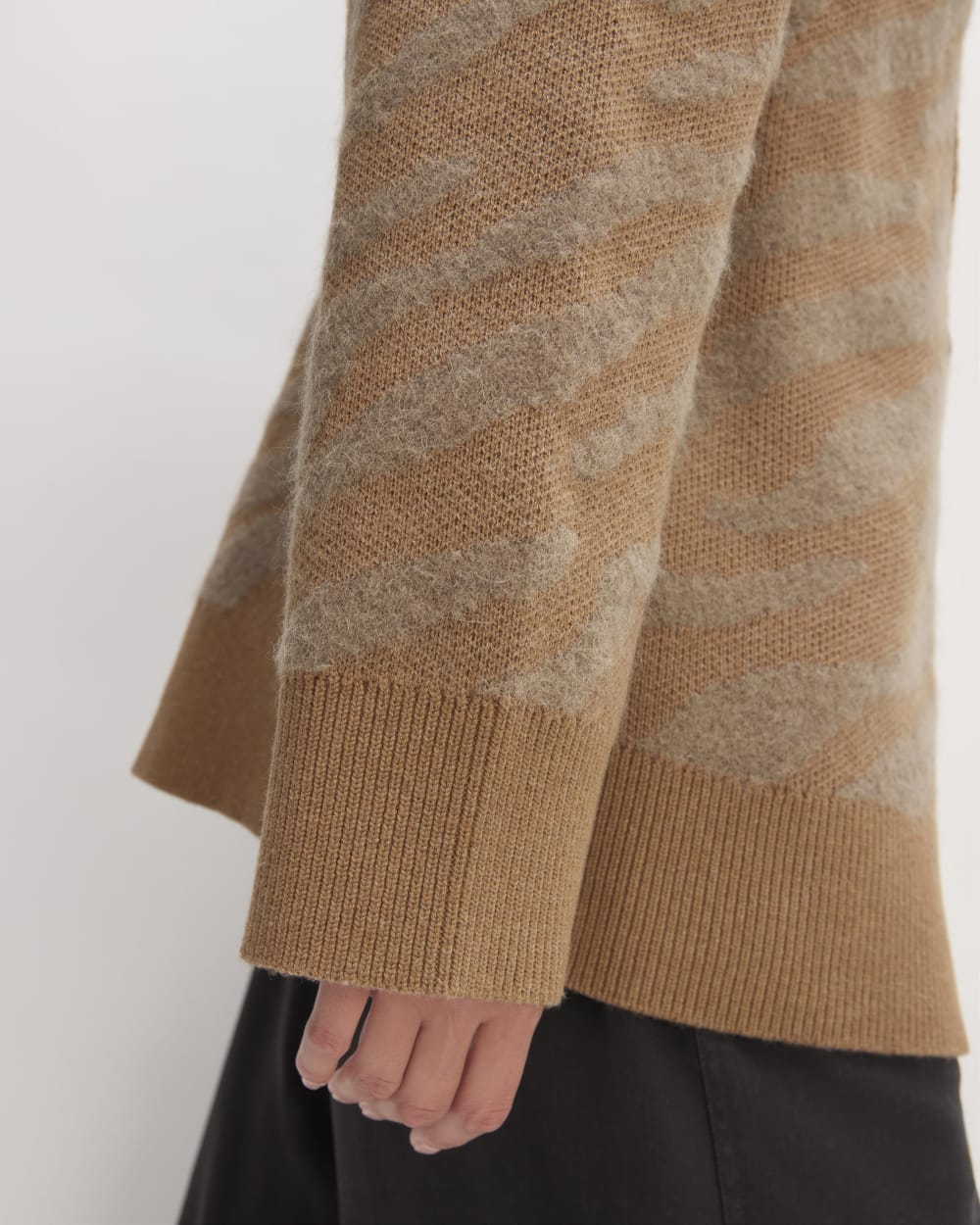 The Alpaca Tiger Jacquard Cardigan | Camel / Medium Brown - Image 5