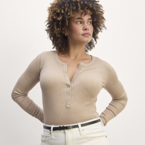 The Luxe Rib Henley | Heathered Tan
