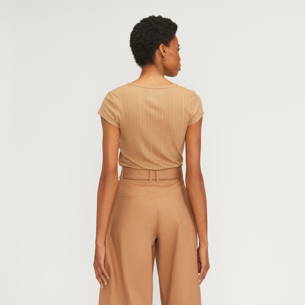 The Rib Soft Knit Scoop-Neck Tee | Caramel - Image 3