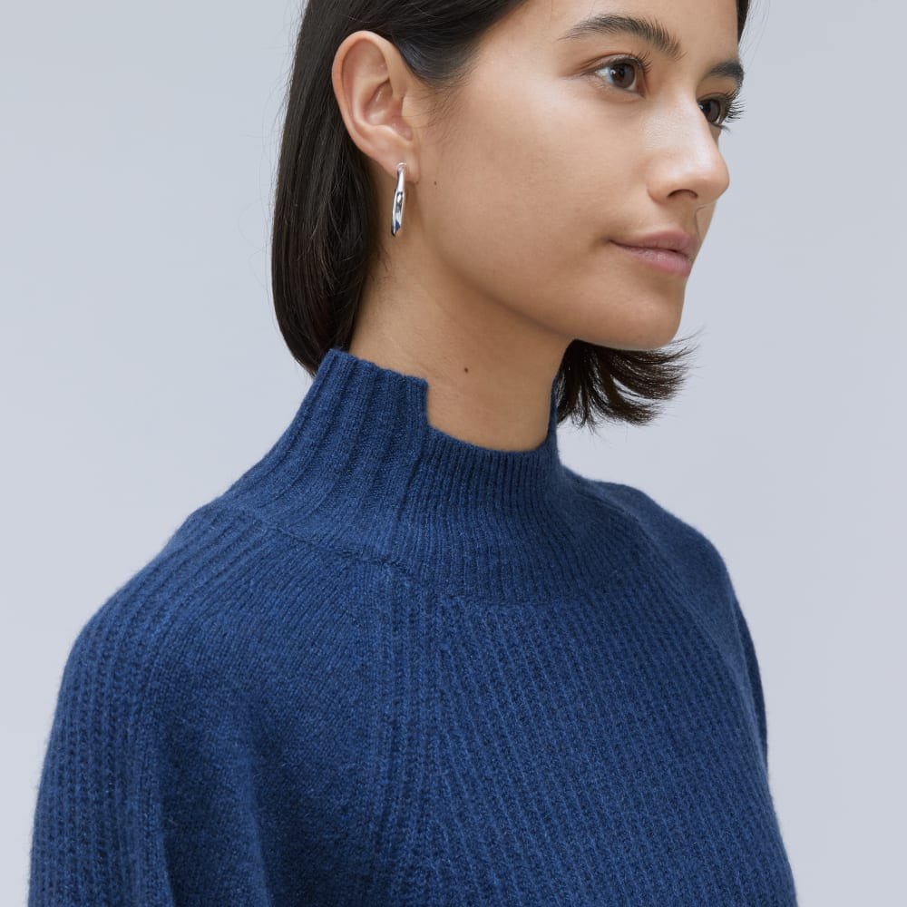 The Cashmere Ribbed Turtleneck | Bright Navy - Image 4