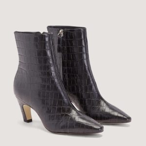 The Short Banana Boot | Black Crocodile