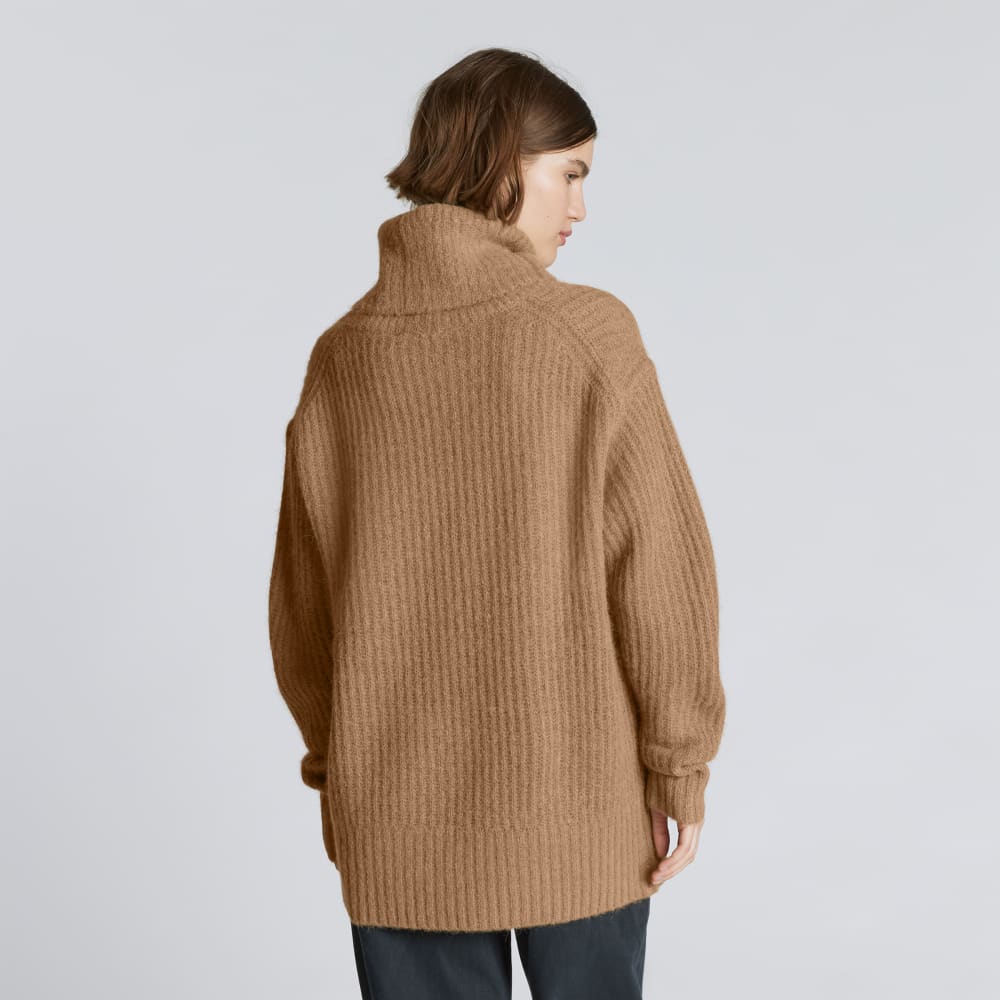 The Alpaca Oversized Turtleneck | Cappuccino - Image 3