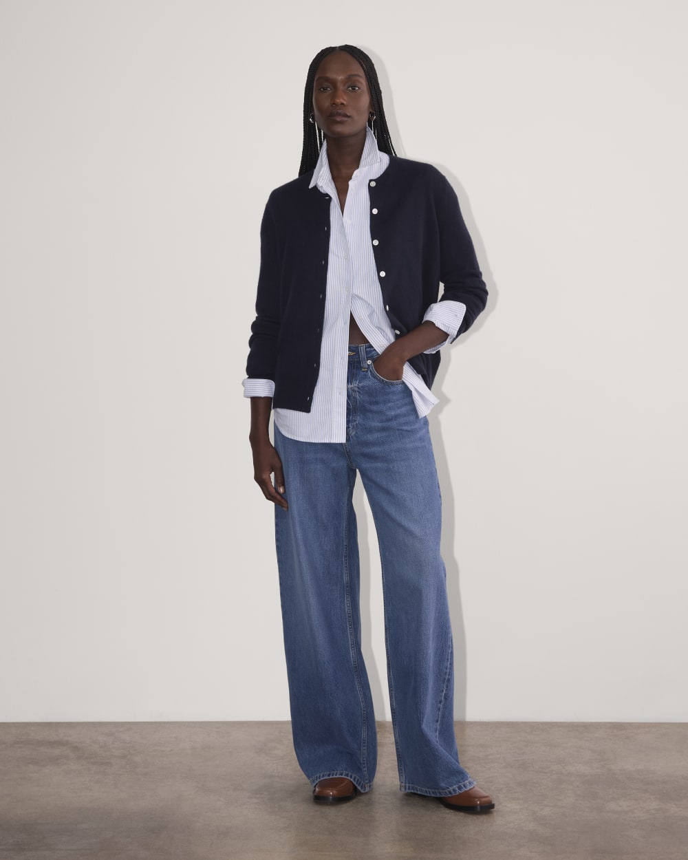 The Classic Cardigan in Cashmere | Navy - Image 3