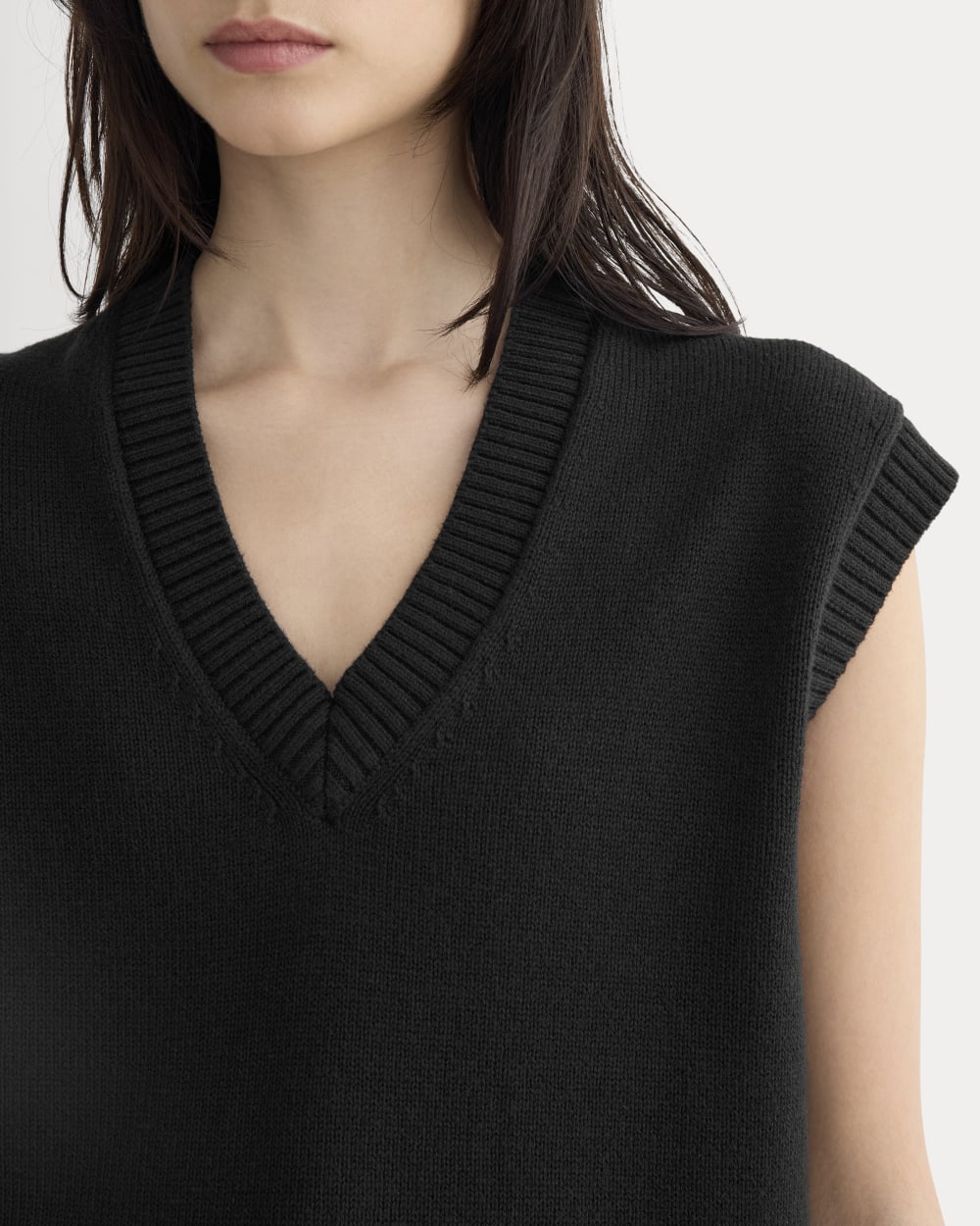 The Boxy Vest in Everyday Cotton | Black - Image 4