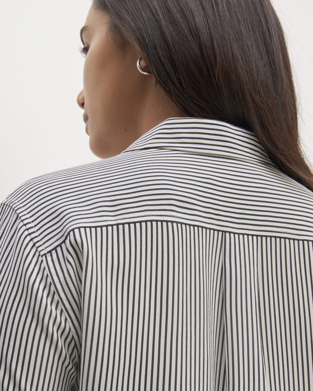 The Utility Shirt in Washable Silk | Black / White - Image 5