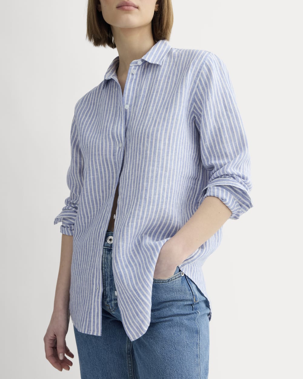 The Must-Have Shirt in Linen | Bluebell / Bone - Image 4