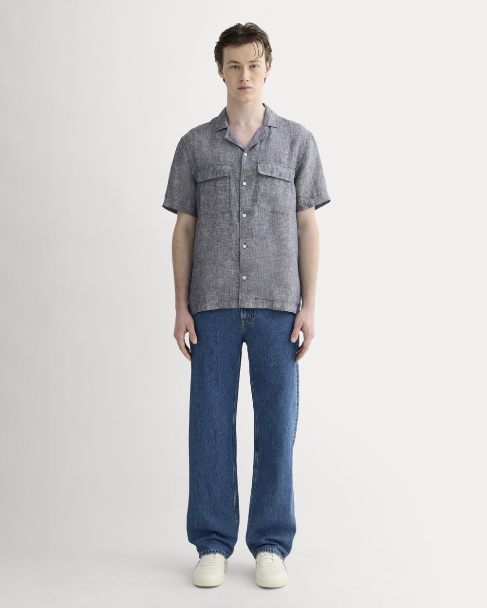 The Resort Shirt in Linen | Navy Chambray - Image 3