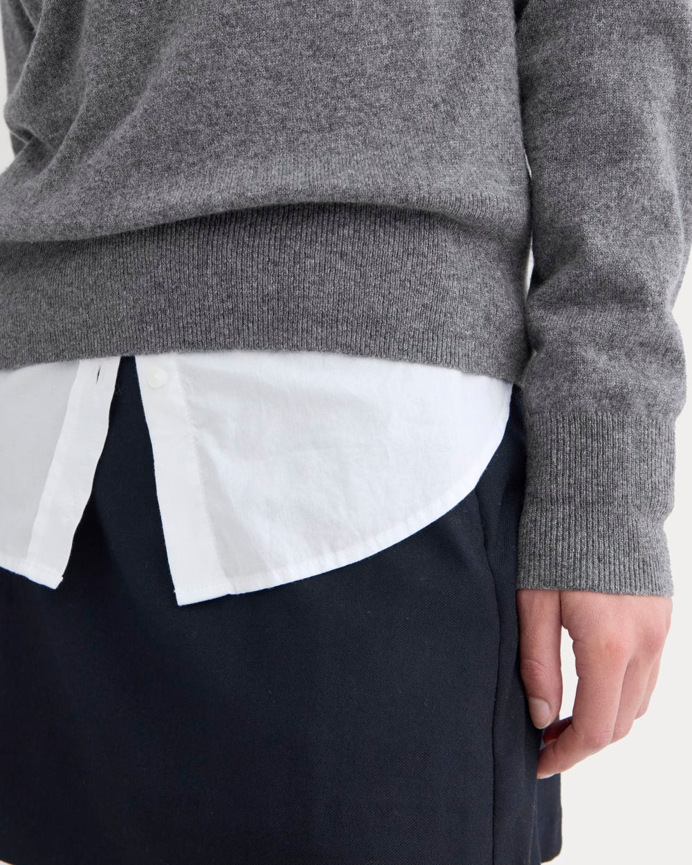 Cashmere Slim Crew Sweater | Heather Charcoal - Image 4