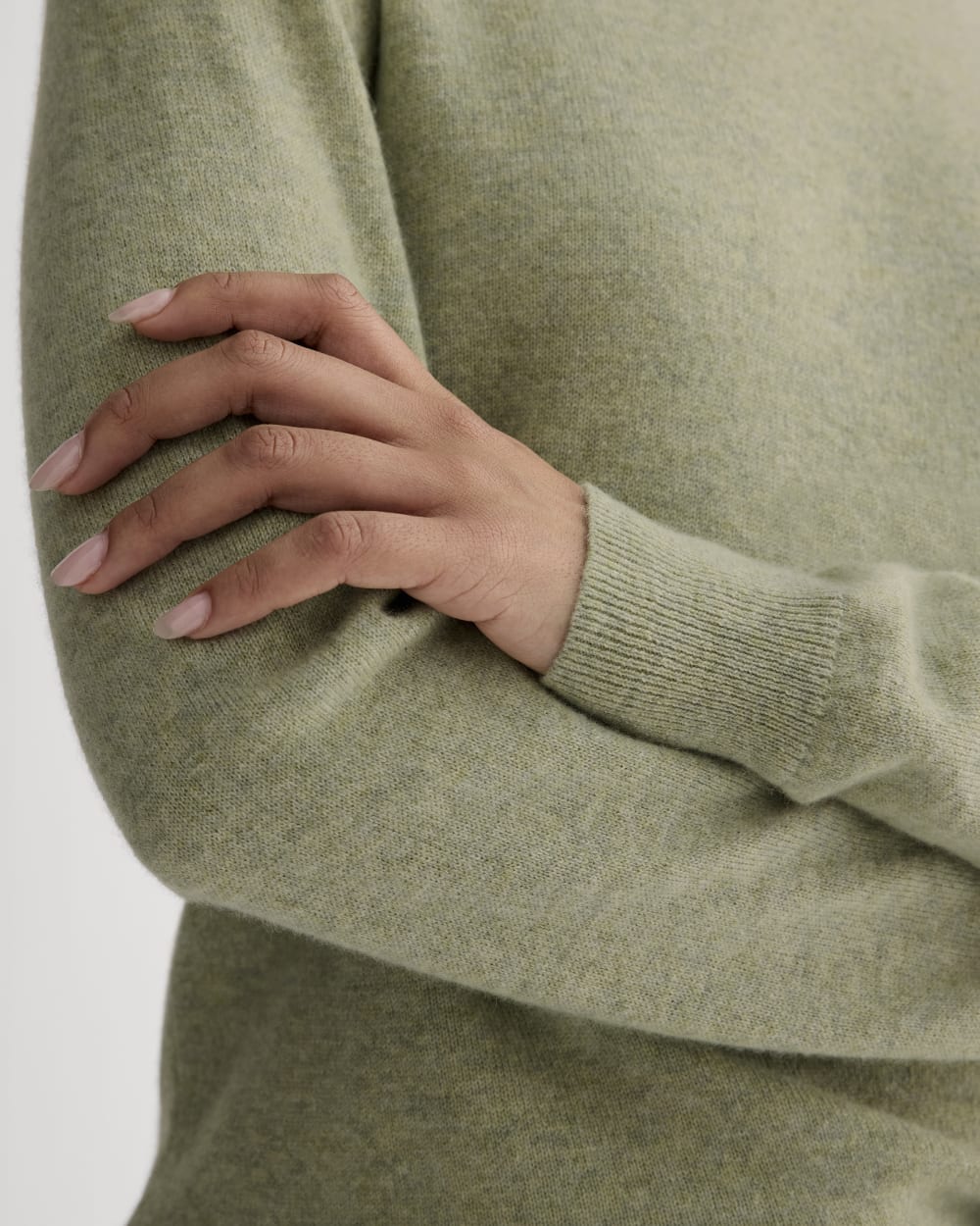 The Classic Crew in Cashmere | Light Heathered Moss - Image 4