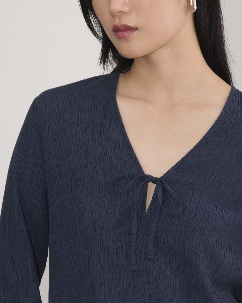 The Crinkle Long-Sleeve | Navy - Image 3