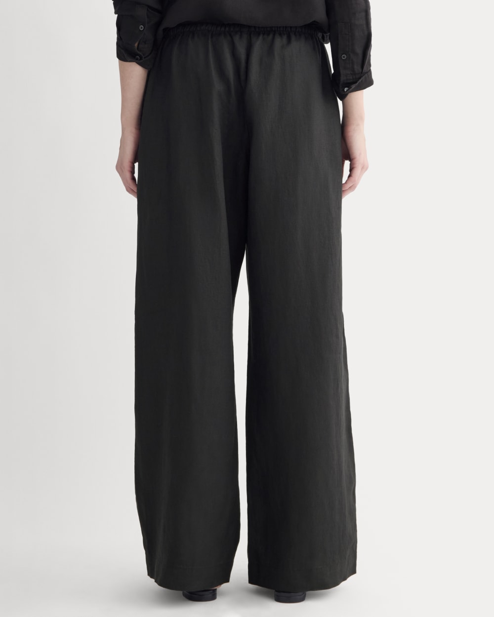The Drawstring Pant in Linen | Black - Image 5