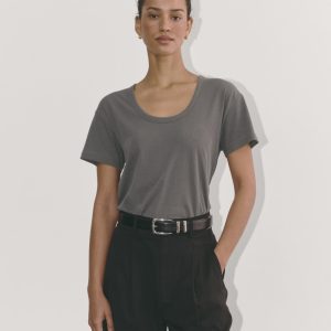 The Air Scoop-Neck Tee | Graphite