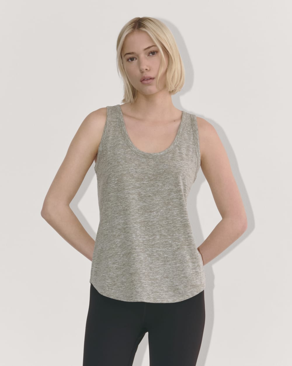 The Perform Tank | Heathered Grey / Olive