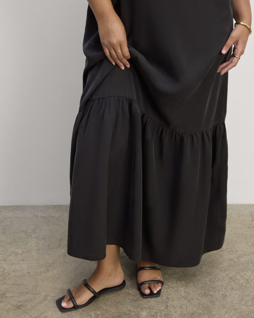 The Long Weekend Dress in Butterlite | Black - Image 5