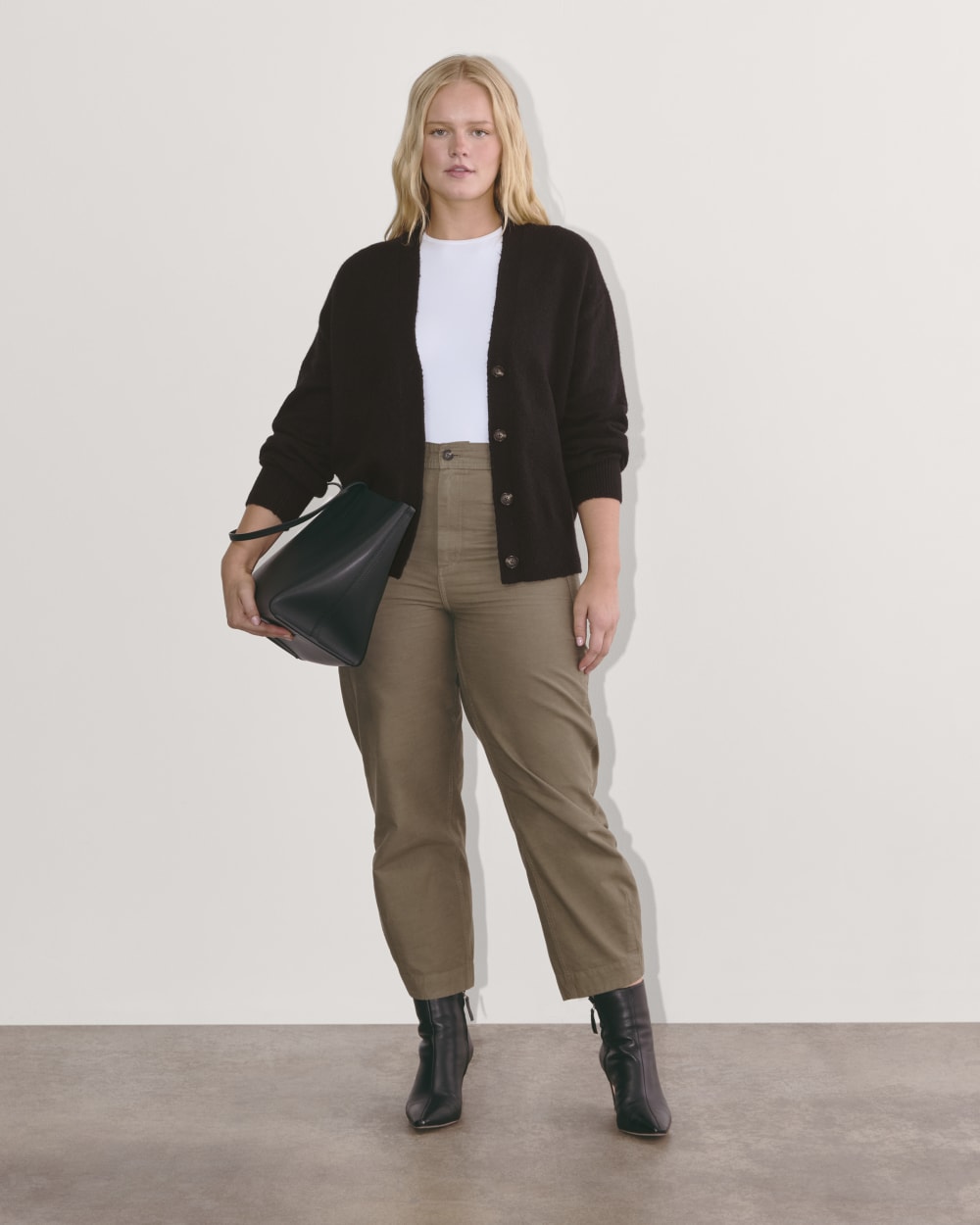 The Cocoon Cardigan in Plush Cotton | Black - Image 4