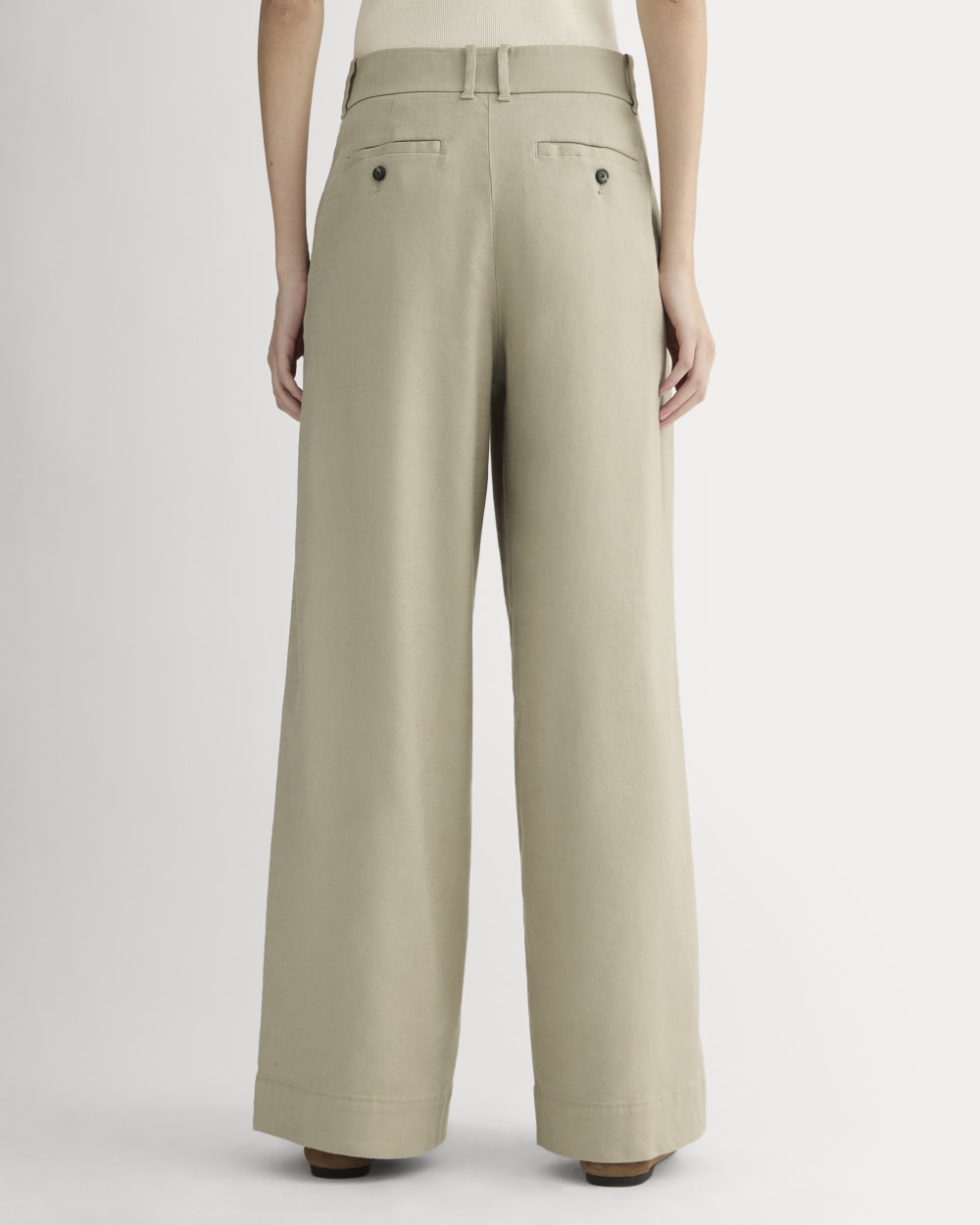 The Wide-Leg Pant in Stretch Linen | Trench Coat Khaki - Image 5