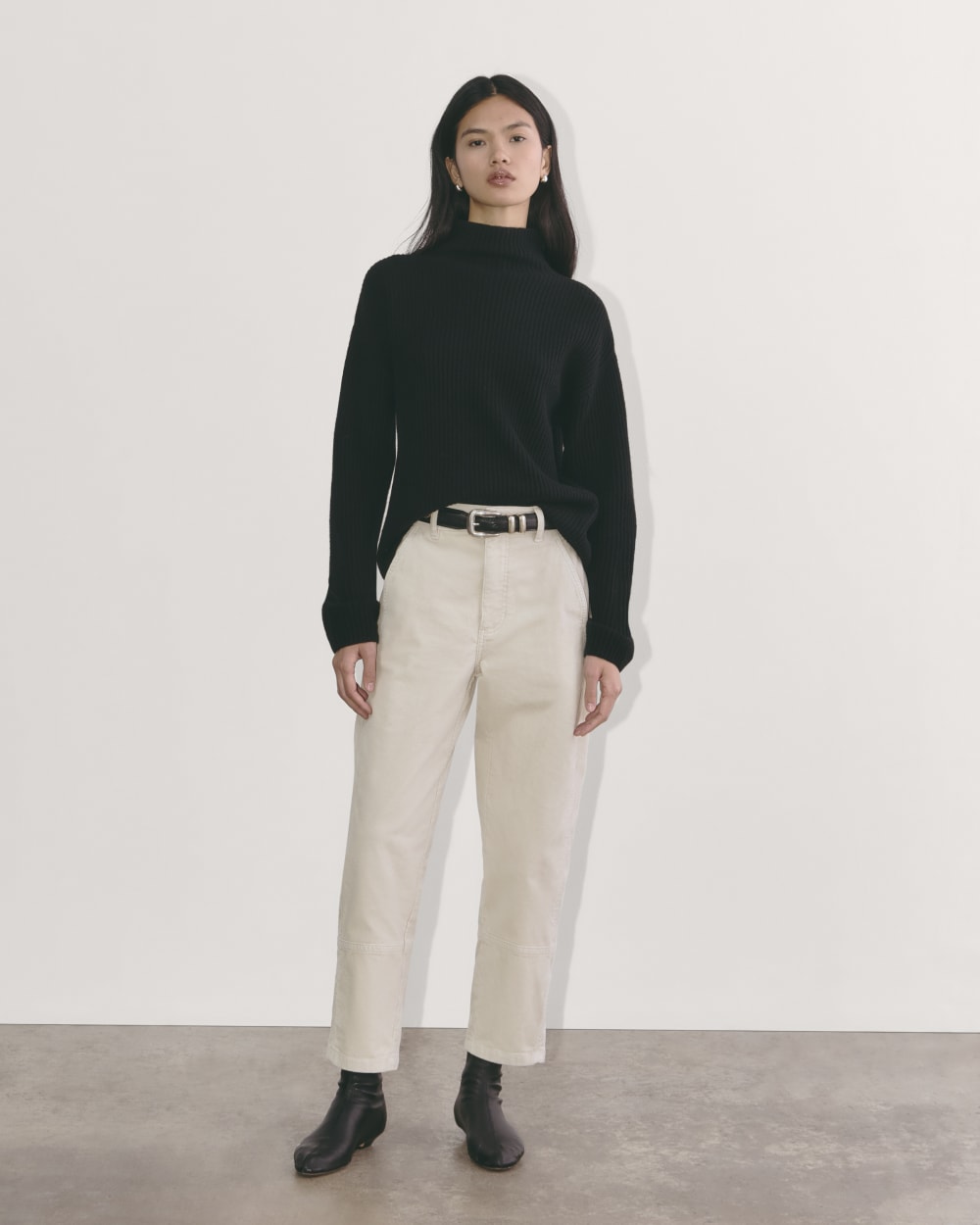 The Utility Barrel in Corduroy | Sandstone - Image 5