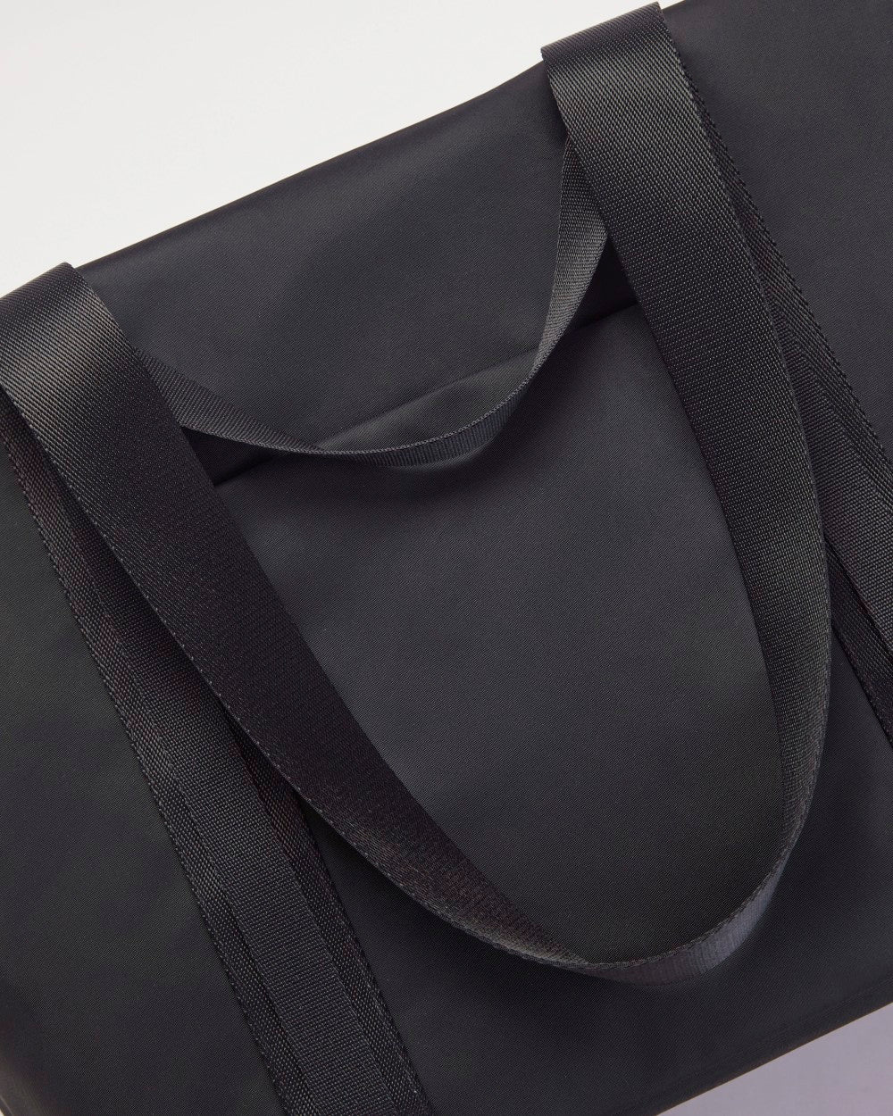 The Recycled Nylon Tote | Black - Image 5