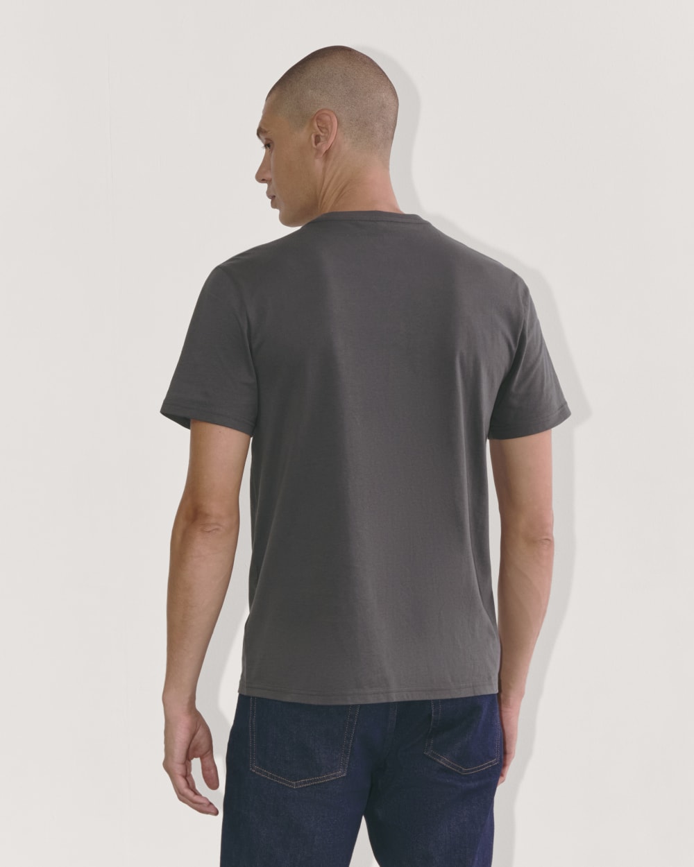 The Essential Organic V-Neck Tee | Graphite - Image 4