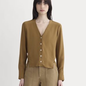 The V-Neck Blouse in Washable Silk | Toffee