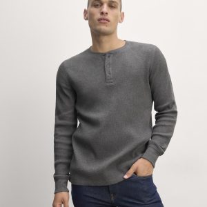 The Waffle Long-Sleeve Henley | Heathered Charcoal