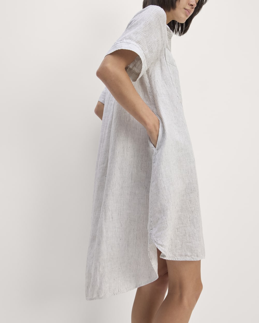The Daytripper Dress in Linen | White / Black - Image 5